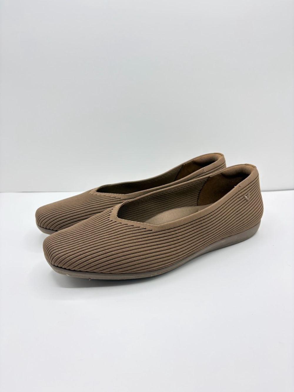 VIVAIA Women’s Sz 40 Margot Espresso Brown Square Toe Flats Work Casual Neutral